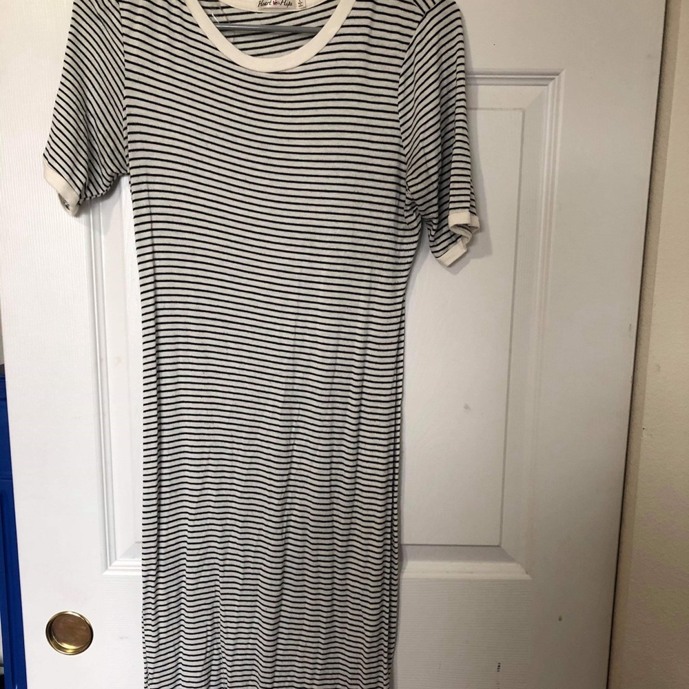Black and White Striped Bodycon T-Shirt Dress